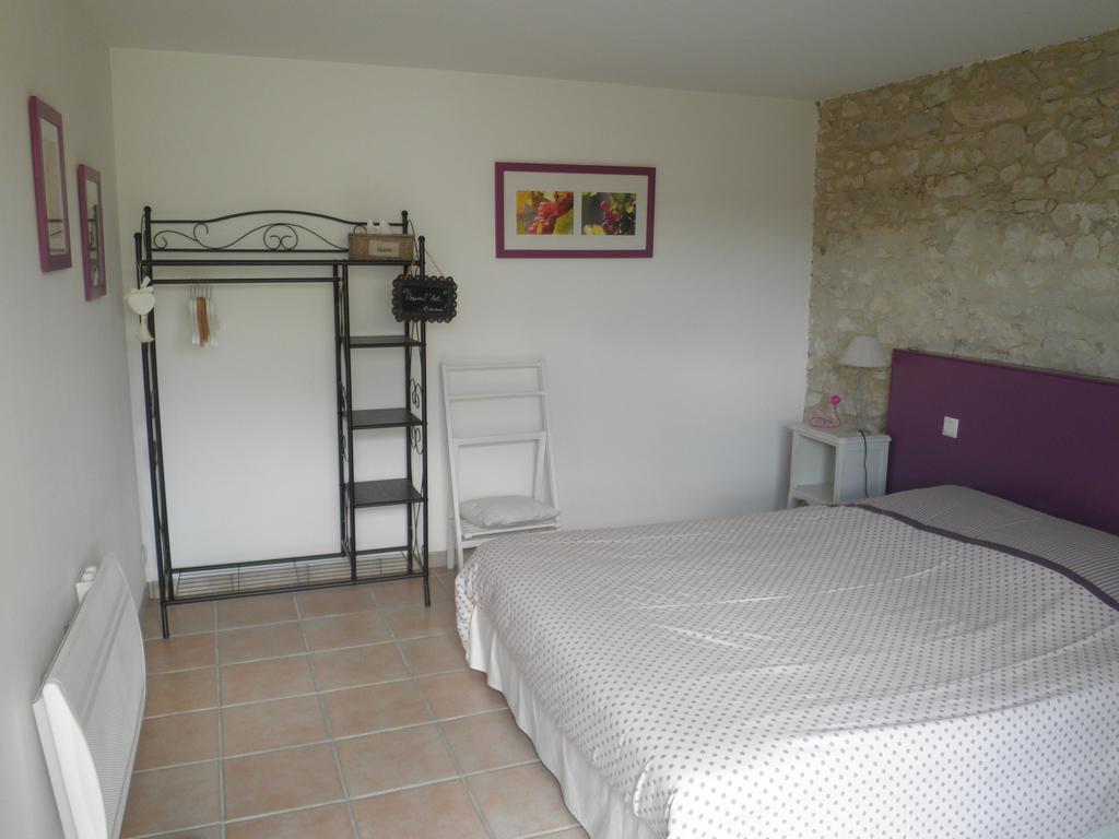 Domaine De La Vigne Bed & Breakfast Cadalen Exterior photo