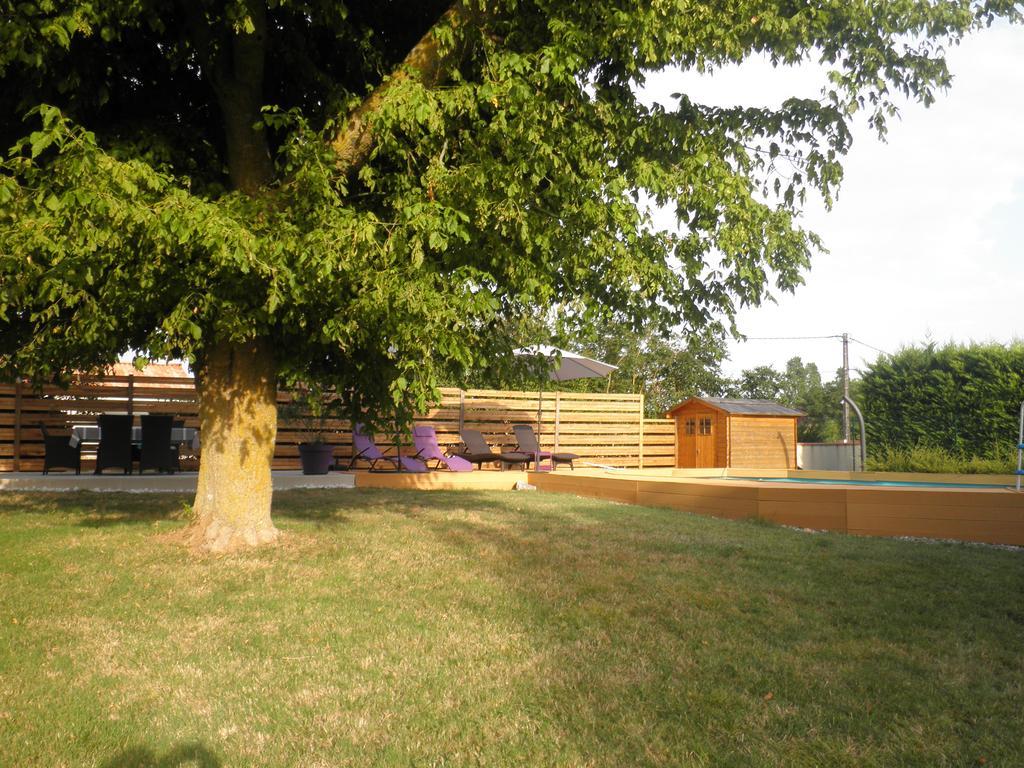 Domaine De La Vigne Bed & Breakfast Cadalen Exterior photo